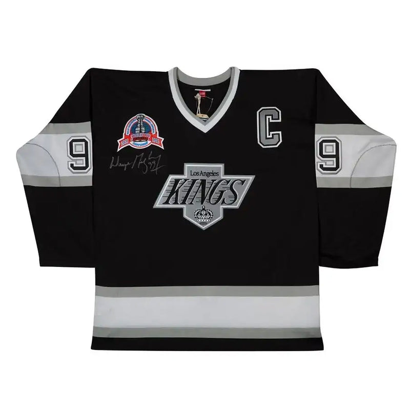 Chargez l&#39;image dans la visionneuse de la galerie, Wayne Gretzky Signed Los Angeles Kings Mitchell &amp; Ness Authentic 1992-93 Black Jersey

