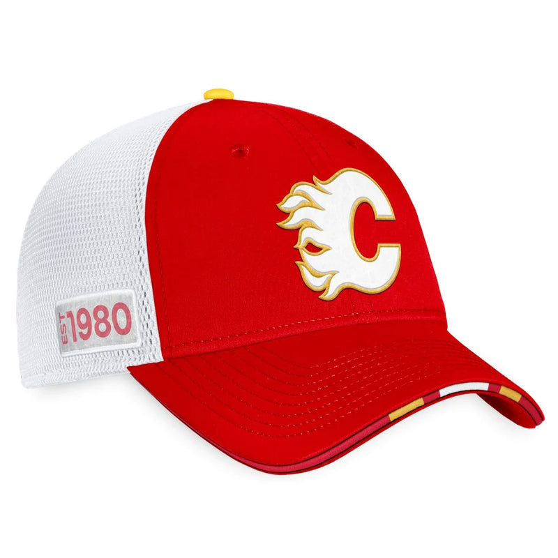 Chargez l&#39;image dans la visionneuse de la galerie, Casquette Pro Flex authentique du repêchage de la LNH 2022 des Flames de Calgary
