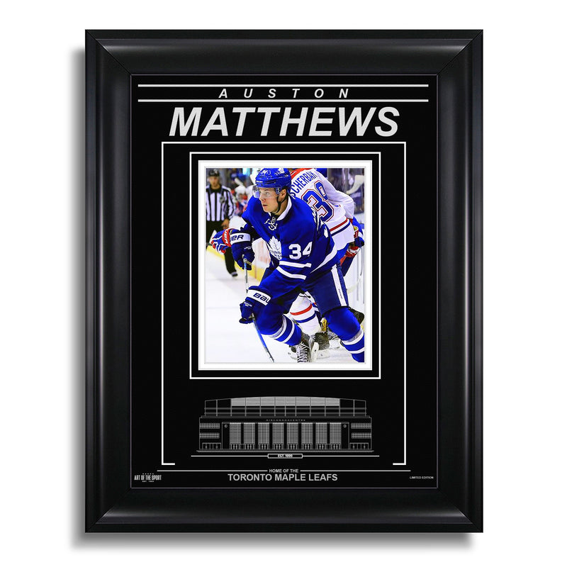 Chargez l&#39;image dans la visionneuse de la galerie, Photo encadrée gravée Auston Matthews des Maple Leafs de Toronto - Action Flex
