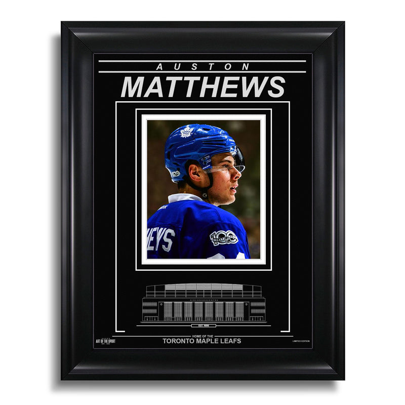 Chargez l&#39;image dans la visionneuse de la galerie, Auston Matthews Toronto Maple Leafs Photo encadrée gravée – Gros plan
