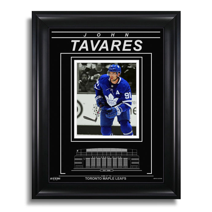 Photo encadrée gravée des Maple Leafs de Toronto de John Tavares - Pleins feux sur l'action