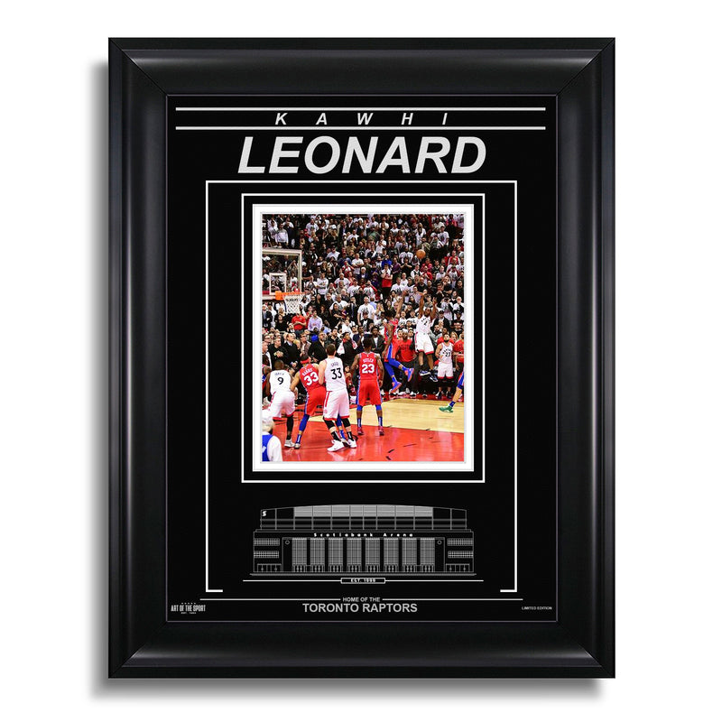 Chargez l&#39;image dans la visionneuse de la galerie, Kawhi Leonard Toronto Raptors Photo encadrée gravée – Game 7 Buzzer Beater
