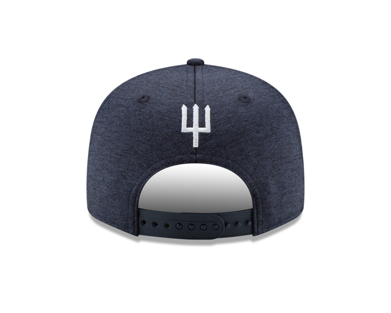 Load image into Gallery viewer, Manchester United EPL New Era Navy Shadow Tech 9FIFTY Snapback Cap
