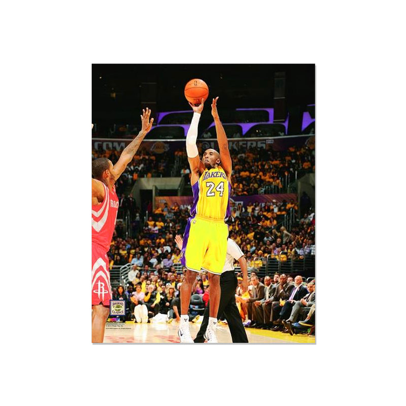 Chargez l&#39;image dans la visionneuse de la galerie, Kobe Bryant Los Angeles Lakers Photo encadrée gravée – Action
