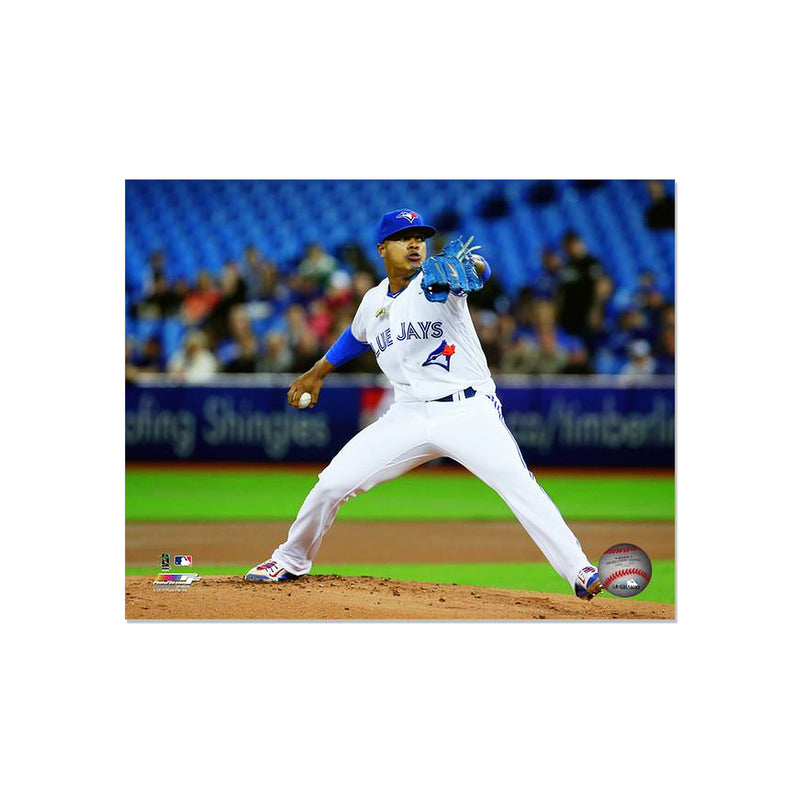 Chargez l&#39;image dans la visionneuse de la galerie, Marcus Stroman Toronto Blue Jays Photo encadrée gravée – Action Pitch H
