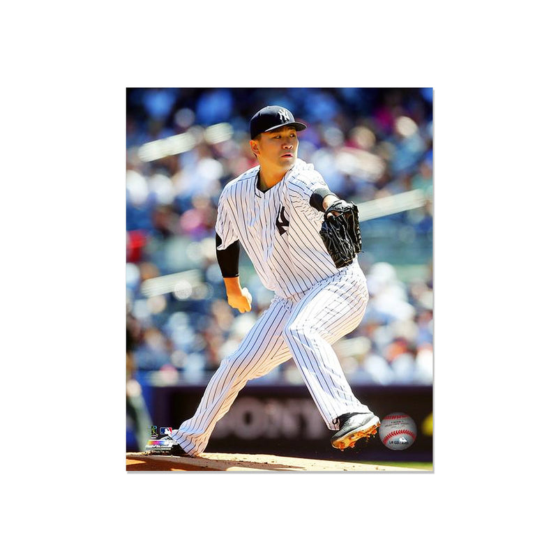 Chargez l&#39;image dans la visionneuse de la galerie, Masahiro Tanaka New York Yankees Photo encadrée gravée – Focus

