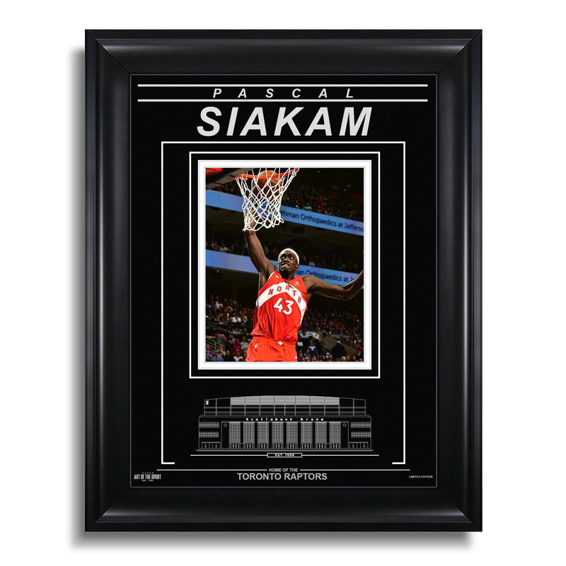 Chargez l&#39;image dans la visionneuse de la galerie, Pascal Siakam Toronto Raptors Photo encadrée gravée – Dunk
