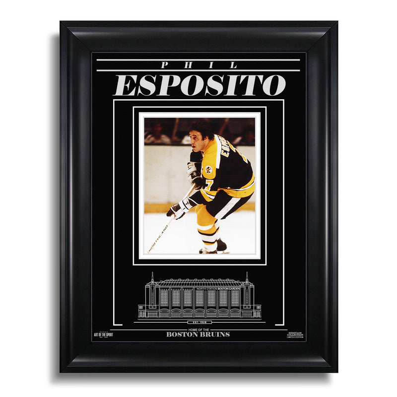 Chargez l&#39;image dans la visionneuse de la galerie, Phil Esposito Boston Bruins Photo encadrée gravée – Action Focus
