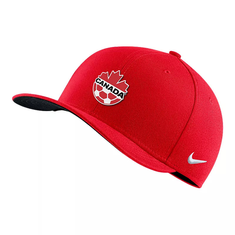 Chargez l&#39;image dans la visionneuse de la galerie, Casquette flexible rouge Nike Dri-FIT Swoosh de Canada Soccer
