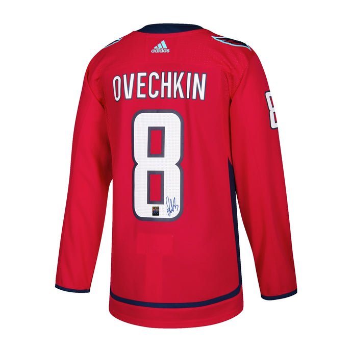 Alexander Ovechkin a signé le maillot domicile Adidas des Capitals de Washington