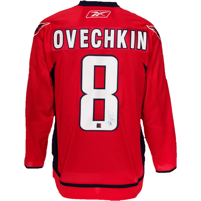 Alexander Ovechkin a signé le maillot des Capitals de Washington