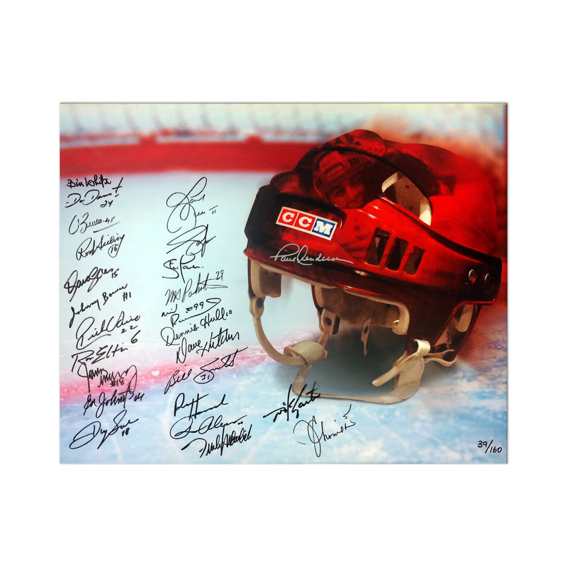 Chargez l&#39;image dans la visionneuse de la galerie, Impression sur toile de casque de hockey vintage en édition limitée multi-signée - 25 signatures
