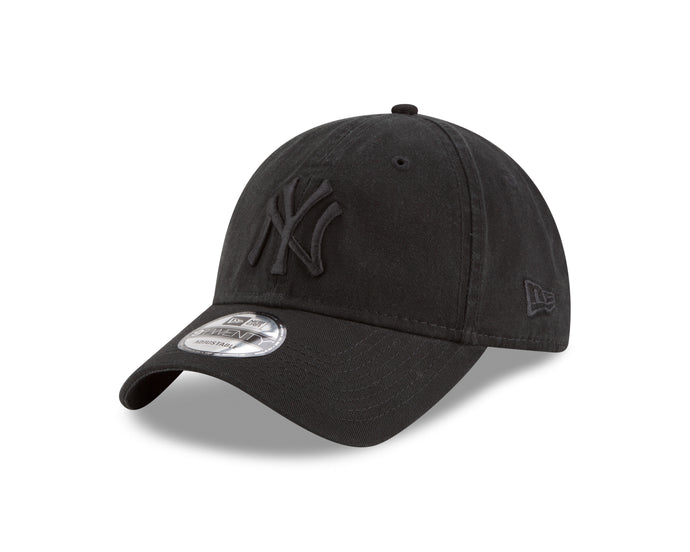 Casquette 9TWENTY noire ton sur ton MLB Core Classic des Yankees de New York