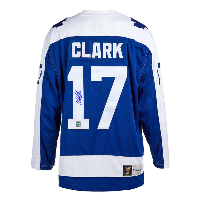 Wendel Clark a signé le maillot des Maple Leafs de Toronto